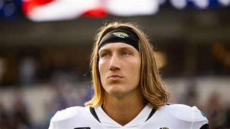 blonde quarterback|nfl quarterback long blonde hair.